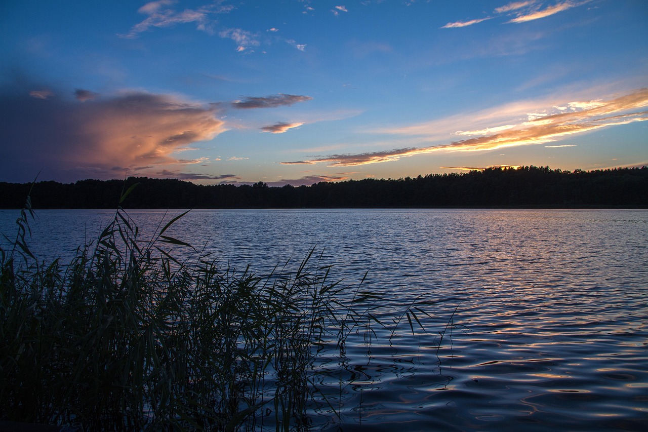 Müritz bei Sonnenuntergang
